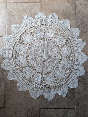 Beautiful Round 30 inches Side Table Cloth (Lace, Doily)
